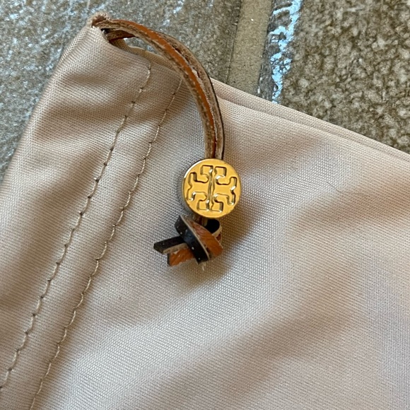 Tory Burch Sunglasses/Eyeglass Case with Dust Bag - Picture 5 of 14